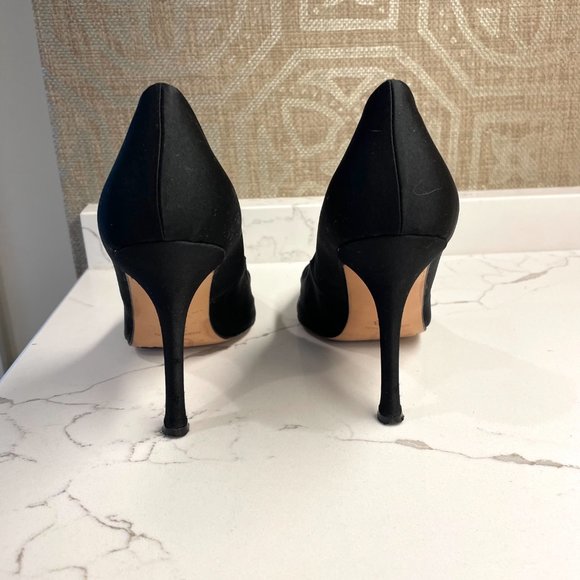 Vintage Charles David Stilettos - Picture 2 of 6